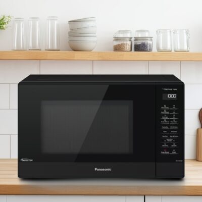 Panasonic 32L, 1100 Watts, 20 Auto Menus, Quick 30 Function, Turbo Defrost Inverter Microwave - Black