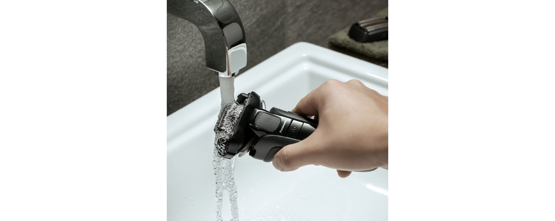 Panasonic 5-Blade Shaver - Image 8